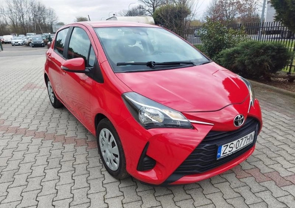 Toyota Yaris cena 32900 przebieg: 176766, rok produkcji 2017 z Tychy małe 67